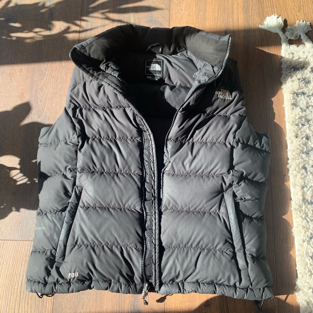 Women’s The North Face vest size L